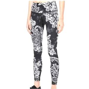 Lululemon Sz 4 Wunder Under High-Rise Tight Luxtreme 28" Painted Paisley Black